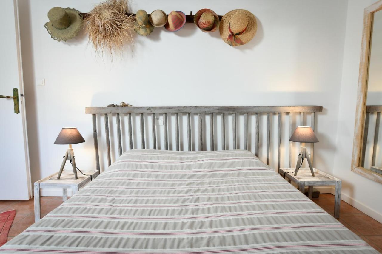 Bed and Breakfast La Ferme Dague Lasseube Экстерьер фото