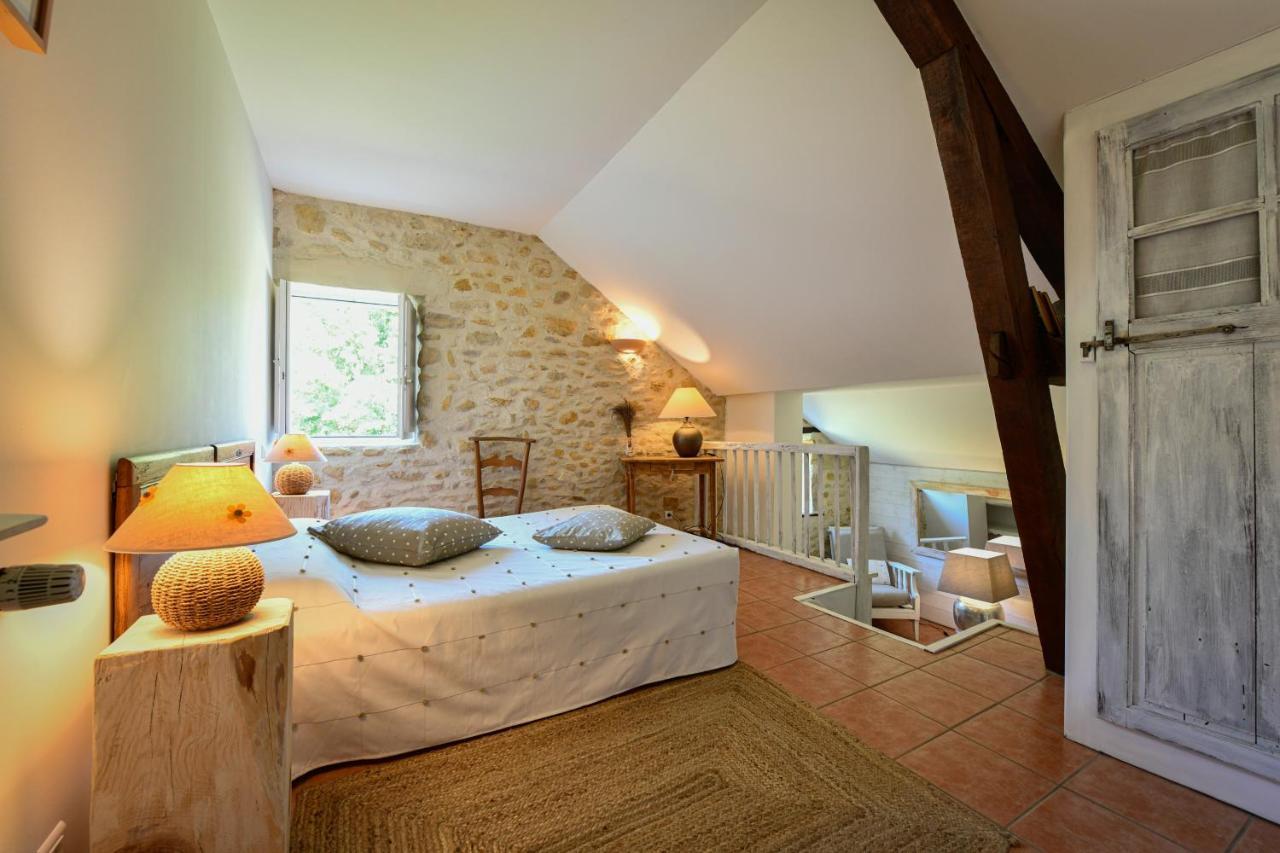 Bed and Breakfast La Ferme Dague Lasseube Экстерьер фото